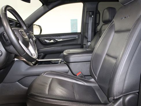 Used 2024 GMC Yukon Denali RWD image 23