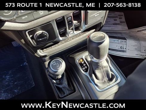 New 2026 Jeep Gladiator Sport AWD/4WD image 10
