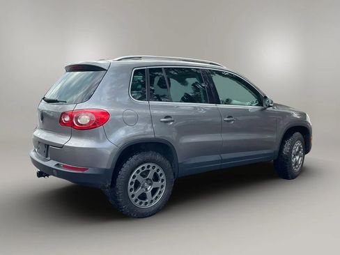 Used 2009 Volkswagen Tiguan SE image 20