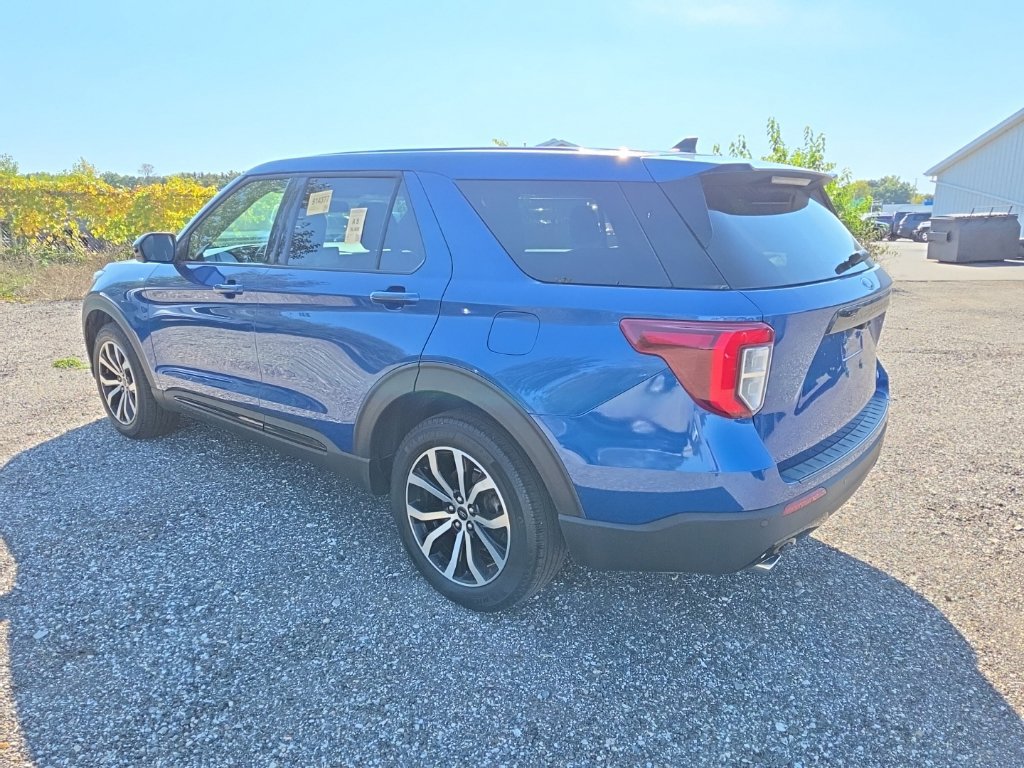 Used 2022 Ford Explorer ST-Line AWD/4WD image 9