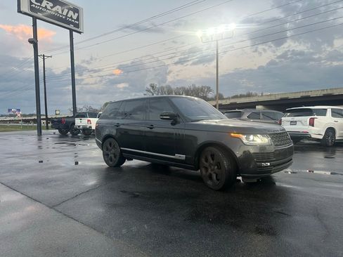 Used 2017 Land Rover Range Rover Long Wheelbase Supercharged image 3