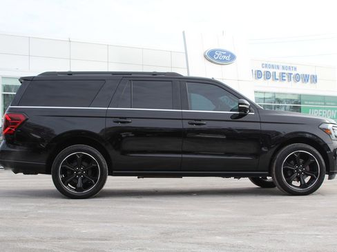 Used 2022 Ford Expedition Max Limited image 8
