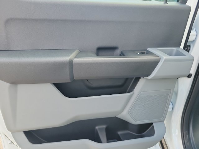 New 2027 Ford F350 XL AWD/4WD image 13