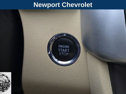 Used 2017 Toyota Highlander Limited w/ Protection Package #3 image 25