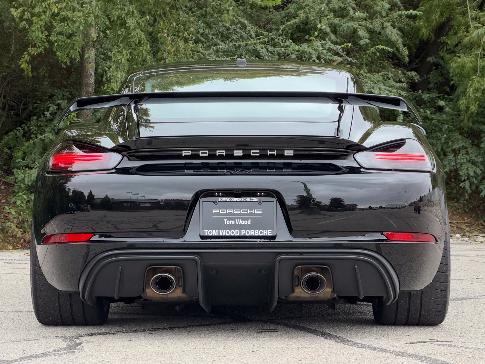 Used 2020 Porsche 718 Cayman GT4 RWD image 8