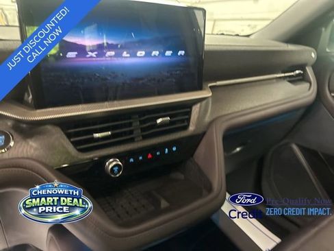 New 2025 Ford Explorer Platinum w/ Ultimate Package image 15