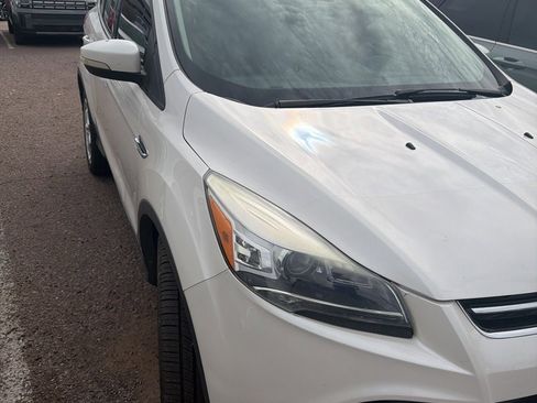 Used 2013 Ford Escape Titanium image 2