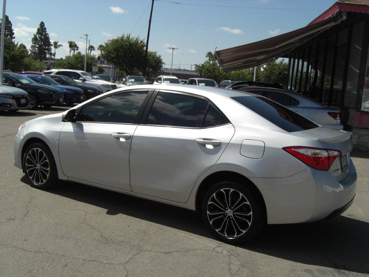 Used 2015 Toyota Corolla S FWD image 10