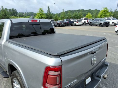 Used 2020 RAM 1500 Laramie w/ Sport Appearance Package AWD/4WD image 18