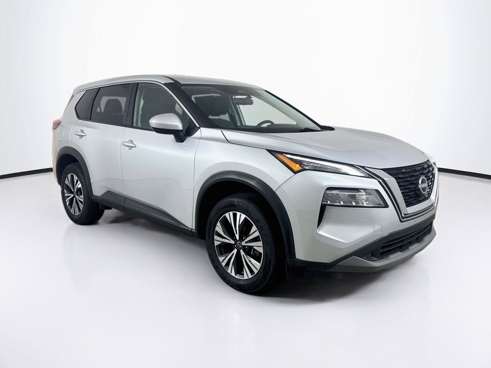 Used 2023 Nissan Rogue SV AWD/4WD image 5