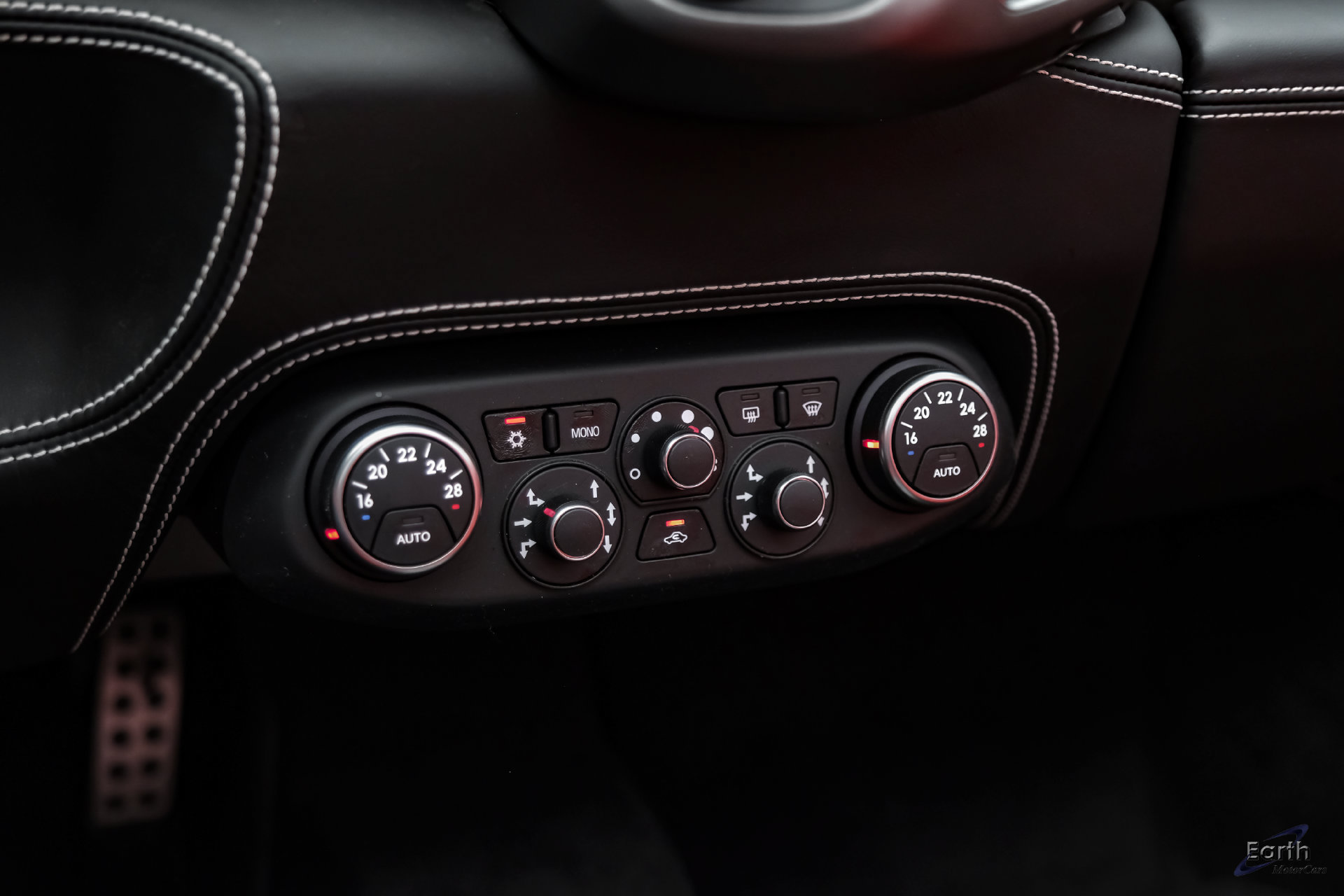 Used 2015 Ferrari 458 Spider RWD image 89