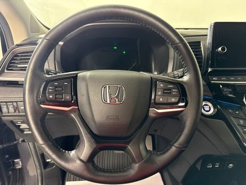 Used 2025 Honda Odyssey Elite image 11