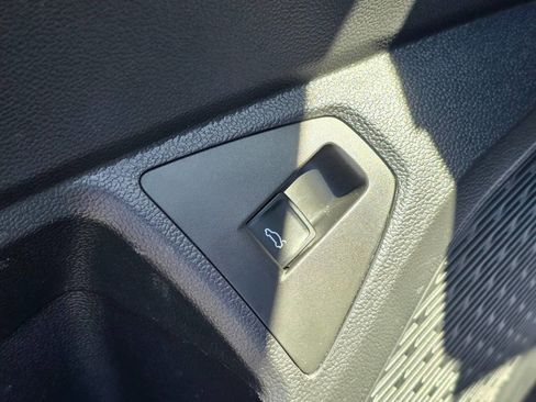 Used 2019 Volkswagen Jetta R-Line image 25