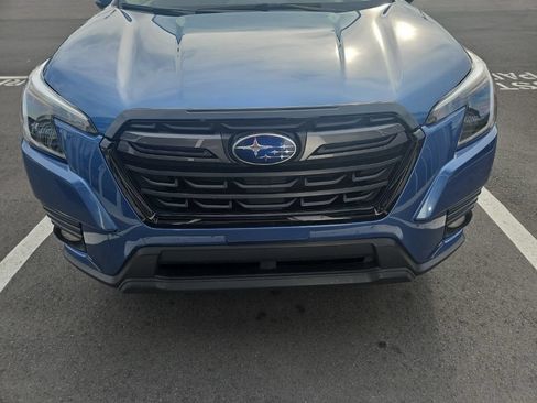 Used 2023 Subaru Forester Limited AWD/4WD image 5