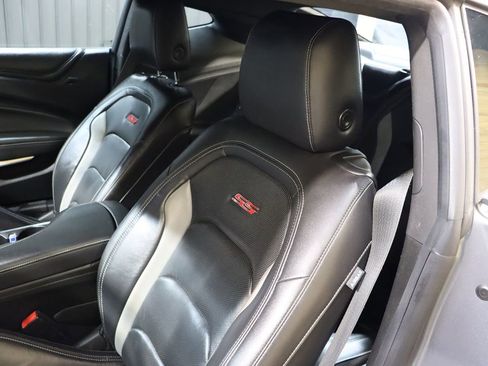 Used 2021 Chevrolet Camaro SS image 40