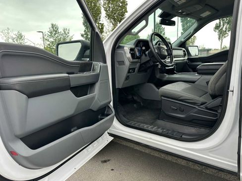 Used 2022 Ford F150 XLT w/ Equipment Group 301A Mid image 19