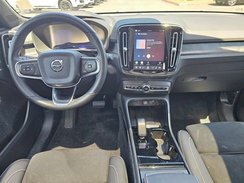 Used 2023 Volvo C40 P8 Recharge Ultimate w/ Protection Package Premier AWD/4WD image 22