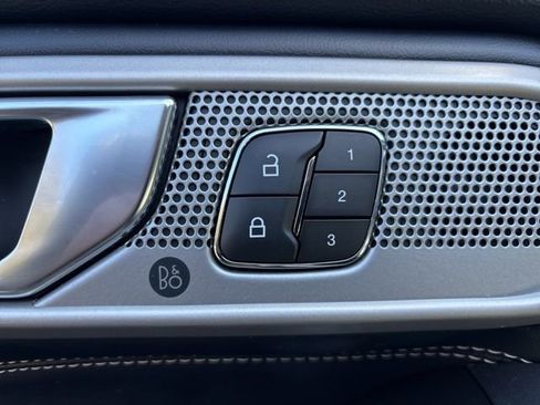 Used 2020 Ford Explorer ST w/ ST Street Pack image 37