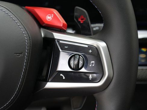 Used 2025 BMW M5 w/ Executive Package image 38