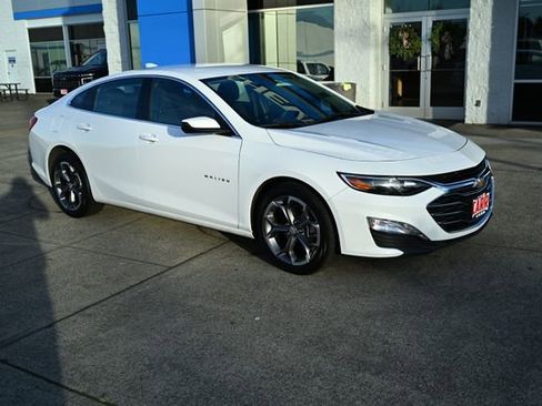 Used 2024 Chevrolet Malibu LT image 1