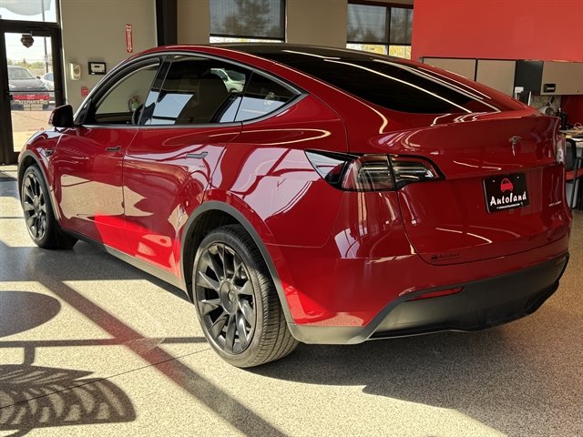 Used 2023 Tesla Model Y Long Range AWD/4WD image 5