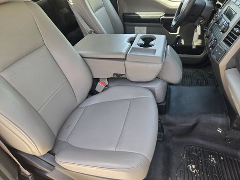 Used 2019 Ford F250 XL RWD image 14