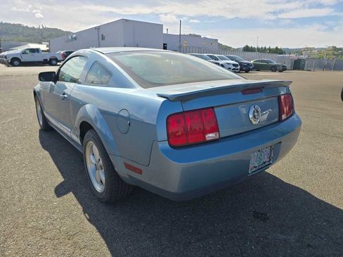 Used 2007 Ford Mustang Premium RWD image 9
