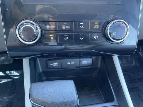 Used 2024 Hyundai Tucson SE image 39