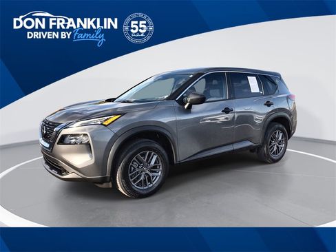 Used 2021 Nissan Rogue S image 1