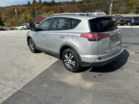 Used 2012 Toyota RAV4 4WD image 8