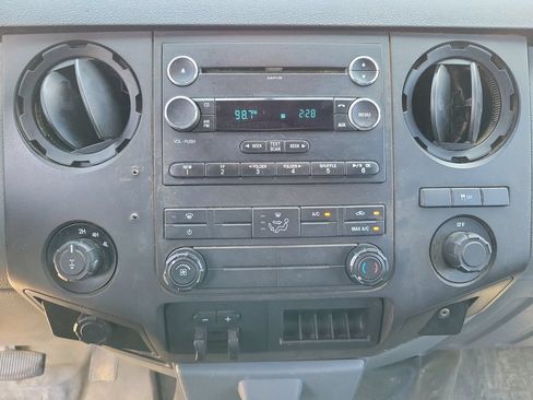 Used 2014 Ford F250 XL AWD/4WD image 15