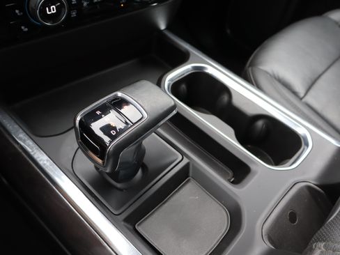 Used 2023 Chevrolet Silverado 1500 LTZ AWD/4WD image 30