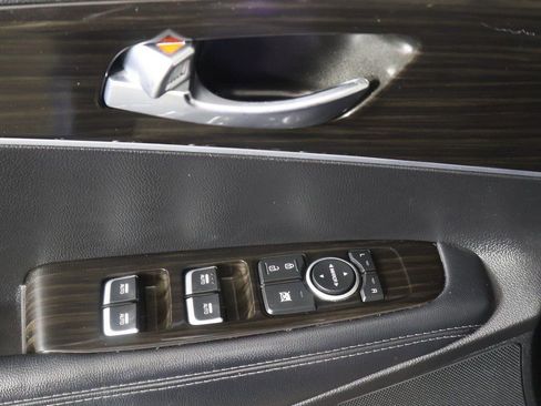 Used 2020 Kia Sorento LX w/ LX I4 Convenience Package image 34