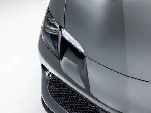 Certified 2025 Ferrari 296 GTB RWD image 17