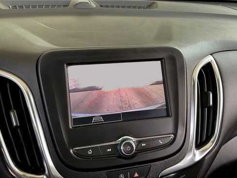 Used 2024 Chevrolet Equinox LT image 14