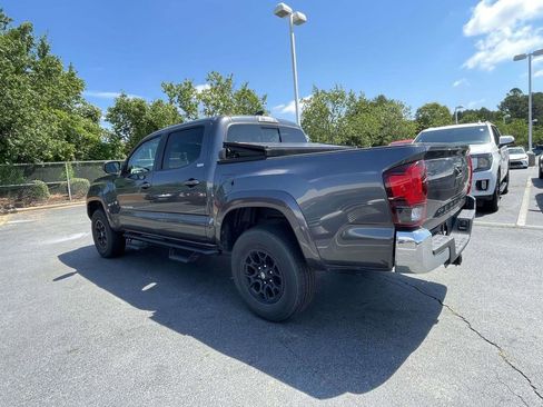 Used 2021 Toyota Tacoma SR5 RWD image 13