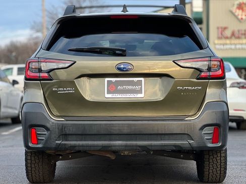 Used 2021 Subaru Outback Premium image 6