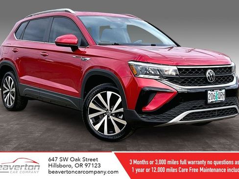 Used 2022 Volkswagen Taos SE w/ Panoramic Sunroof Package image 1