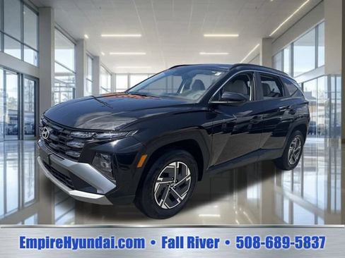Used 2025 Hyundai Tucson Blue AWD/4WD image 1