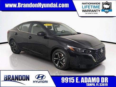 Used 2025 Nissan Sentra SV FWD image 1