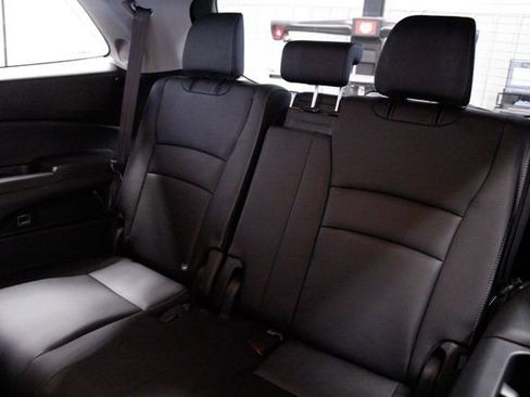 Certified 2022 Honda Pilot Touring image 20