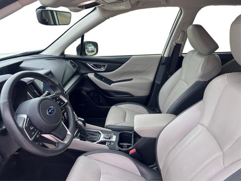 Used 2020 Subaru Forester Limited image 10