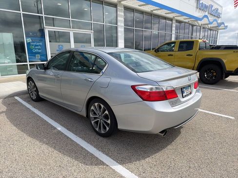 Used 2013 Honda Accord Sport image 2