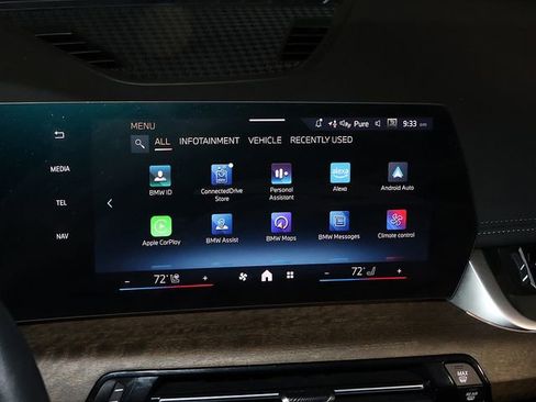 Used 2025 BMW X1 xDrive28i w/ Technology Package image 18