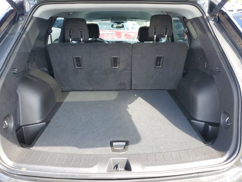 Used 2019 Chevrolet Blazer LT image 7