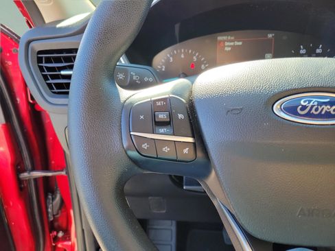 Used 2020 Ford Escape SE image 11