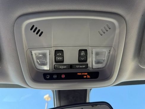 Used 2021 Chevrolet Malibu LT FWD image 20
