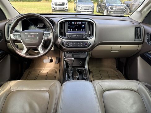 Used 2017 GMC Canyon SLT w/ Driver Alert Package image 10