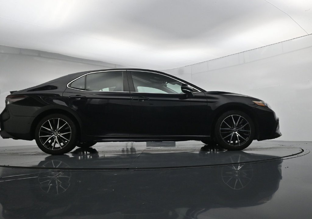 Used 2024 Toyota Camry SE FWD image 42