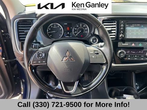 Used 2016 Mitsubishi Outlander SE AWD/4WD image 33